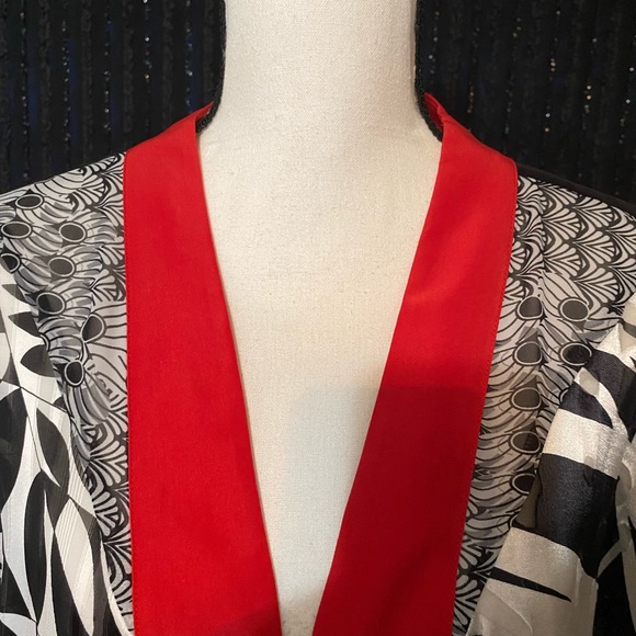 Chico’s Travelers Kimono - Picture 4 of 8